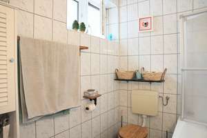 Gepflegte 3-Raum-Wohnung mit Balkon in Krefeld – Die vollständige Adresse der Immobilie erhältst du vom Anbieter., 47798 Stadtmitte, Krefeld – Vorschaubild 17