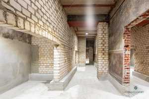 Historisches Stadthaus in Rheinnähe!
Spektakulärer Keller mit ca. 5 m Deckenhöhe – Düsseldorf – Vorschaubild 11