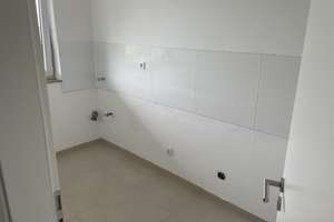 Komplett renovierte 3-Zimmer-Maisonette-Wohnung mit 2 Balkonen, modernem Bad und Gäste-WC – Heinrich-Pesch-Straße 20, 41239 Schrievers, Mönchengladbach – Vorschaubild 14