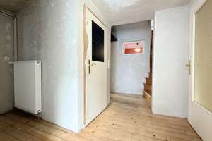 Charmantes Eckhaus mit Garten und Potenzial – Die vollständige Adresse der Immobilie erhältst du vom Anbieter., 65929 Unterliederbach, Frankfurt am Main – Vorschaubild 3