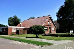 Charmantes Mehrgenerationenhaus mit Einliegerwohnung und Ausbaureserve in Rhauderfehn – Die vollständige Adresse der Immobilie erhältst du vom Anbieter., 26817 Rhauderfehn – Vorschaubild 2