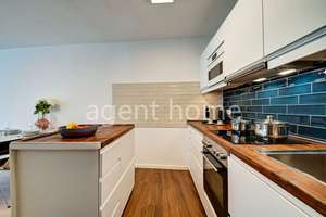 MÖBLIERT - LIVING WITH STYLE - 2-Zimmer mit Balkon in Toplage – Die vollständige Adresse der Immobilie erhältst du vom Anbieter., 70178 Karlshöhe, Stuttgart – Vorschaubild 11