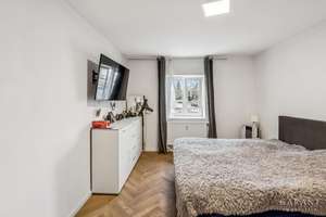 Exklusive Gartenwohnung mit Charme - ruhig gelegen im denkmalgeschützten Haus – Die vollständige Adresse der Immobilie erhältst du vom Anbieter., 81737 Altperlach, München – Vorschaubild 5