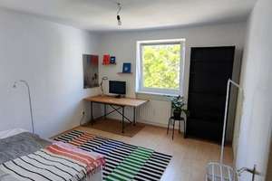 Stilvoll modernisiert: 3-Zimmer-Wohnung in Milbertshofen mit Blick auf den Olympiaturm – Neustifter Straße 35, 80807 Milbertshofen, München – Vorschaubild 13