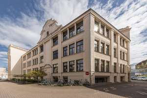 Property thumbnail 7