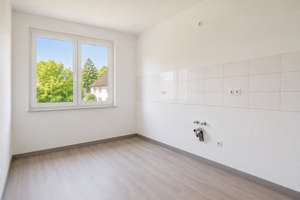 Essen: 4-Room Apartment, 6.3% ROI, Newly renovated & No Comission – Die vollständige Adresse der Immobilie erhältst du vom Anbieter., 45127 Stadtkern, Essen – Vorschaubild 4