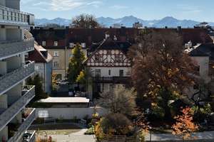 Rarität mit Alpenblick im Münchner Süden | Neubau | großer Südbalkon