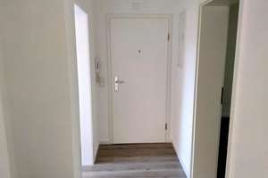 3- Zimmer mit Blick ins Grüne – Hölderlinstraße 13, 47226 Rheinhausen-Mitte, Duisburg – Vorschaubild 5