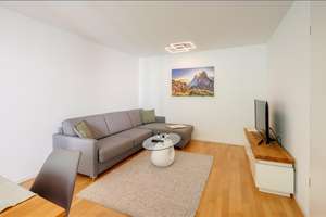 Möbliert: Ruhige 2‑Zimmer Wohnung nahe der Isarauen – Die vollständige Adresse der Immobilie erhältst du vom Anbieter., 81547 Giesing, München – Vorschaubild 2