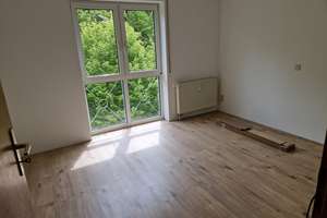 Moderne 2-Zimmer-Wohnung mit Balkon, Aufzug und Tiefgaragenstellplatz! – Habsburgerring 11, 78048 Villingen, Villingen-Schwenningen – Vorschaubild 5