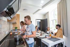 Property thumbnail 12