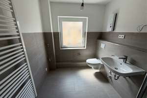 ** Modernisierte 2-Zi-Wohnung sucht neuen Bewohner ** – Simsonstr. 47, 45147 Holsterhausen, Essen – Vorschaubild 1