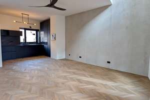 Hennef-Zentrum! Hochwertig modernisiertes 4-Zimmer-Haus mit EBK & großzügiger Dachterrasse!