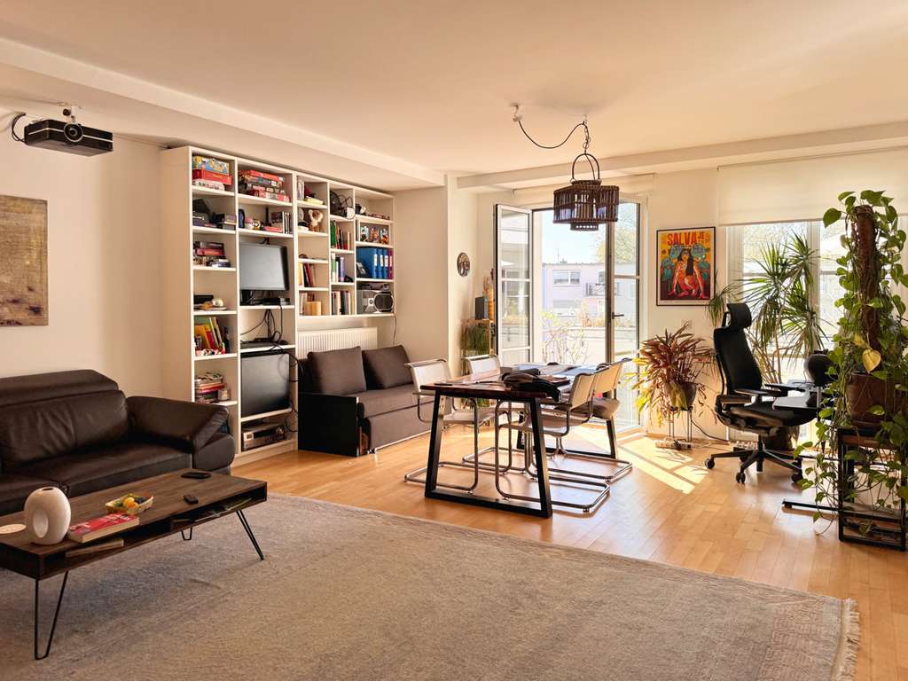 Großzügige 3-Zimmer-Wohnung mit Südbalkon & 2 Bädern  in zentraler Lage von Köln