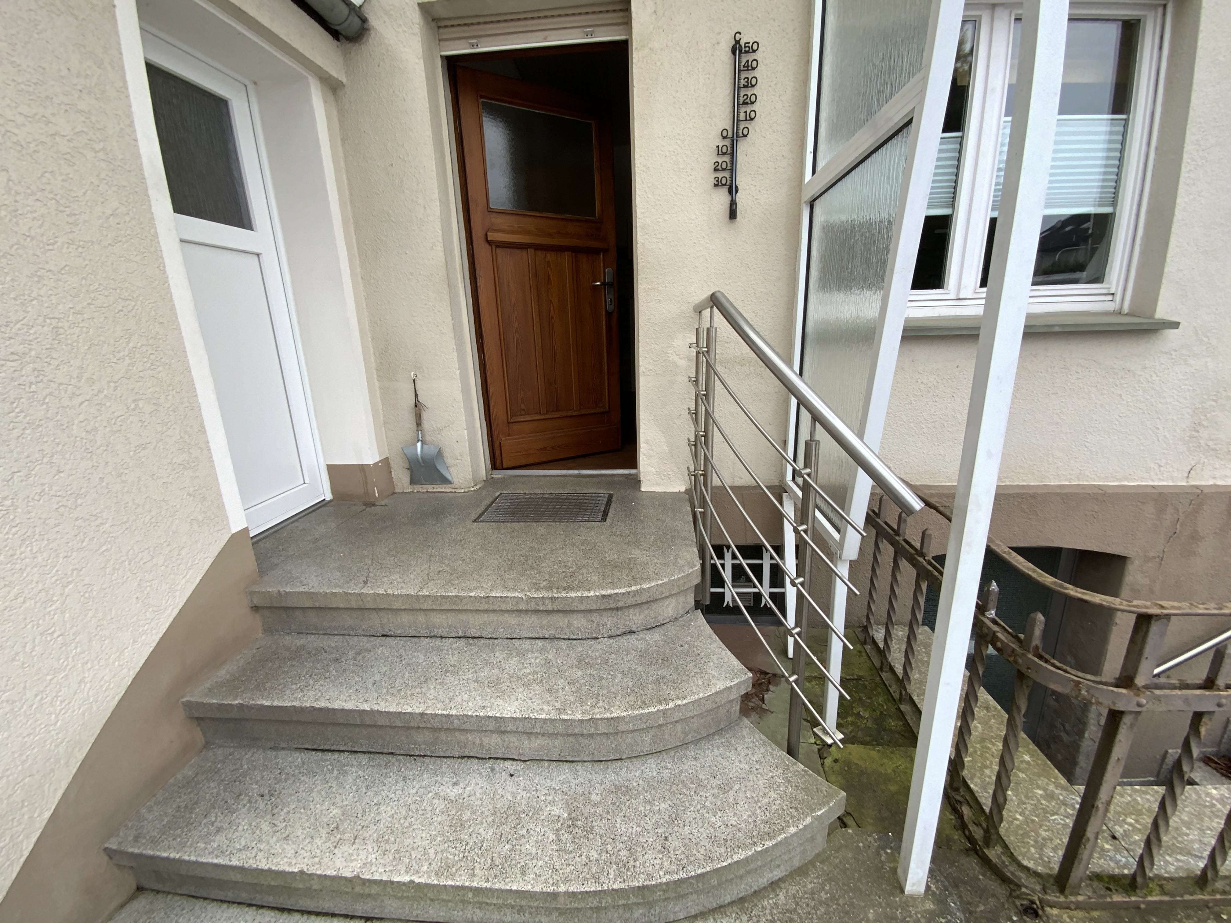 Großes Grundstück, ganz viel Wohnraum und alles mitten in der Stadt, Lippe Kreis – Bild 2