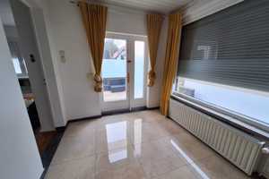 Exklusives Einfamilienhaus in Top Lage: Moderner Komfort mit Garten, Balkon, Garage und Keller – Unstrut-Hainich-Kreis – Vorschaubild 15