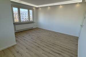 Top-Lage: kernsanierte 3-Zi-Wohnung mit Wintergarten und Einbauküche (teilmöbliert) – Kerpener Straße 1, 50937 Lindenthal (Ortsteil), Köln – Vorschaubild 9