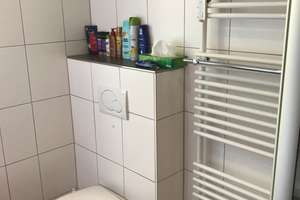 Schöner Garten zur Alleinnutzung! 2-Zimmer-Wohnung im Erdgeschoss – Inrather Straße 362, 47803 Inrath/Kliedbruch, Krefeld – Vorschaubild 3