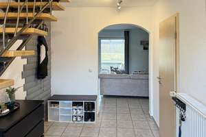 Ein halbes Haus | Ein ganzes Zuhause – Die vollständige Adresse der Immobilie erhältst du vom Anbieter., 25770 Hemmingstedt – Vorschaubild 2