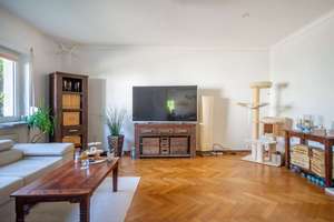 Großzügiges Familienhaus mit 3 Wohnebenen, 730 m² Garten, Wintergarten & Garage in Berlin-Mariendorf – Die vollständige Adresse der Immobilie erhältst du vom Anbieter., 12107 Mariendorf, Berlin – Vorschaubild 3