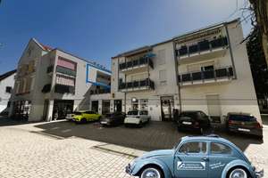 Barrierefreie und helle 2-Zimmer Wohnung mit EBK, überdachtem Balkon und Aufzug