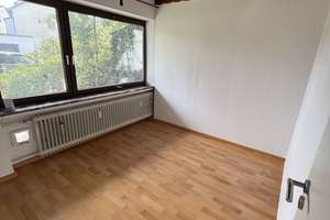 Möbliertes Zimmer in München-Trudering – ruhig & bezugsfertig – Zehntfeldstraße 237, 81825 Waldtrudering, München – Vorschaubild 3
