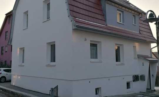2 Fam.-Haus im Zentum von Eningen m. Garten u. 3 AAPs-kompl. Kernsaniert...Anbau mögl.