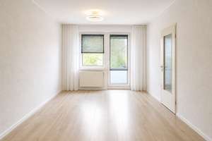 Attraktive, demnächst frei werdende Eigentumswohnung mit Balkon und schönem Grünblick – Die vollständige Adresse der Immobilie erhältst du vom Anbieter., 4209 Grünau-Mitte, Leipzig – Vorschaubild 7
