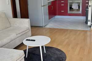 Vollmöblierte 49-m²-Wohnung mit Balkon, Tiefgarage & Solarpanelen – ab 01.10.2026 – Lobensteiner Straße 3, 71229 Leonberg – Vorschaubild 12
