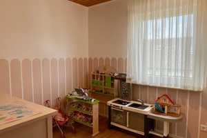 Sanierte Doppelhaushälfte in Freudental / Einzelgarage, Garten, Solar + PV inkl. Akku, Einbauküche – Ludwigsburg (Kreis) – Vorschaubild 15