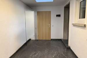 Zentrales Mehrfamilienhaus mit Gewerbeeinheit im Herzen von Obersulm! – Silbergrubenstraße 2, 74182 Obersulm – Vorschaubild 13
