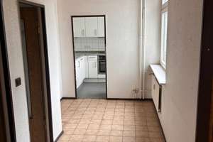 Helle 3-Zimmer-Wohnung mit Balkon und Blick ins Grüne in Berlin-Schmargendorf – Die vollständige Adresse der Immobilie erhältst du vom Anbieter., 14193 Schmargendorf, Berlin – Vorschaubild 9