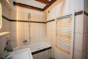 -Über den Dächern von Düsseldorf- Traumhafte Altbauwohnung zzgl. 28 m² Spitzboden – Die vollständige Adresse der Immobilie erhältst du vom Anbieter., 40215 Friedrichstadt, Düsseldorf – Vorschaubild 27