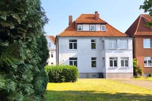 Stilvolles Wohn- und Geschäftshaus (2-3 Familienhaus möglich) mit großem Grundstück – Die vollständige Adresse der Immobilie erhältst du vom Anbieter., 19230 Hagenow – Vorschaubild 1