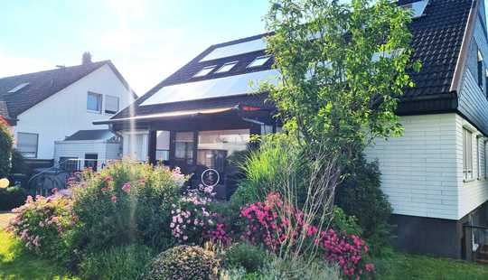 Bild von Haus für die große Familie oder den Freiberufler im Grüngürtel von Frankfurt