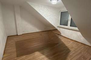 Wohnen mit modernen Charakter: 3-Zimmer-Wohnung + Parkplatz in Mannheim-Schönau – Danziger Baumgang 10, 68307 Schönau, Mannheim – Vorschaubild 4
