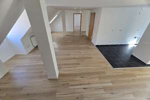 Moderne 4-Zimmer-Maisonette mit Dachloggia, Balkon und 2 Bädern in Nürnberg – Gabelsbergerstr. 3, 90459 Galgenhof, Nürnberg – Vorschaubild 9