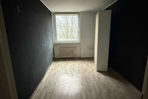 Großzügige 4 Zimmer Wohnung in Steinbüchel zu vermieten – Carl-von-Ossietzky-Straße 11, 51377 Steinbüchel, Leverkusen – Vorschaubild 6