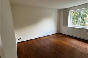 Teilmöbliert: 3-Zi. Wohnung + Balkon in bester Lage von Winterhude mit sehr hochwertiger Ausstattung – Die vollständige Adresse der Immobilie erhältst du vom Anbieter., 22301 Winterhude, Hamburg – Vorschaubild 4