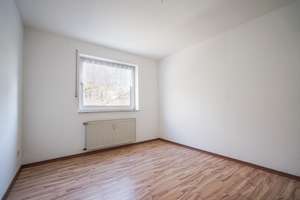 Gepflegte und helle 2,5 Zimmer-Wohnung mit Balkon und Stellplatz im Dellviertel in Duisburg ! – Die vollständige Adresse der Immobilie erhältst du vom Anbieter., 47051 Dellviertel, Duisburg – Vorschaubild 9