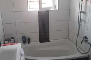 Großzügiger teilrenov. Altbau, EBK, 5 KFZ-Stellpl. -beheizbarem Pool- in grüner Lage in Bottrop-Boy – Im Dorbusch 3, 46240 Boy, Bottrop – Vorschaubild 8