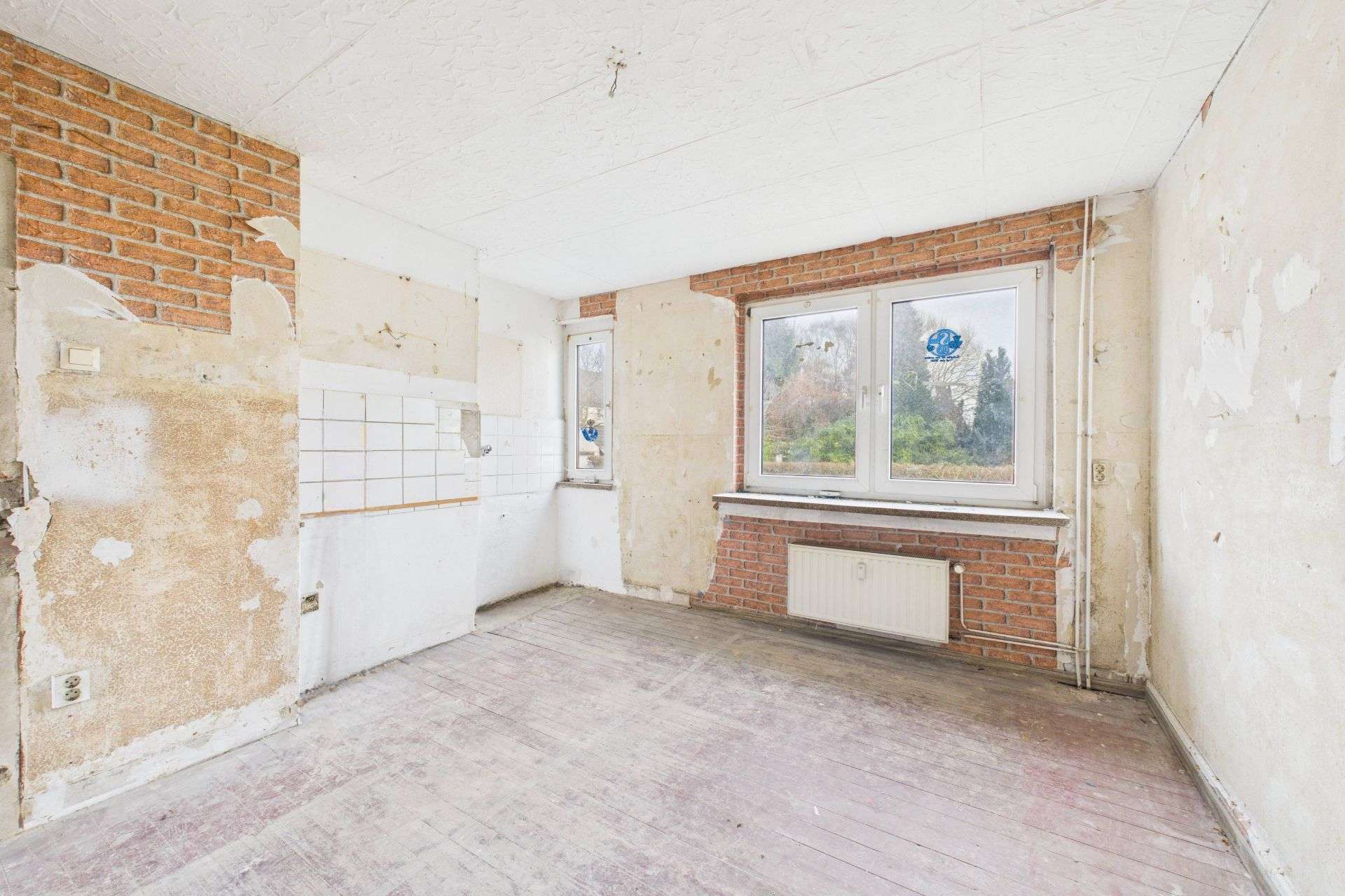 Sanierungsbedürftige Wohnung mit Gestaltungsspielraum, Recklinghausen Kreis – Bild 1