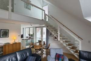 Verberg: Designerwohnung mit offener Galerie und zwei Dachterrassen