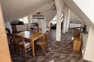 Helle voll möblierte 1,5 Zimmerwohnung in Stuttgart Ost – Schurwaldstr. 61, 70186 Gaisburg, Stuttgart – Vorschaubild 1