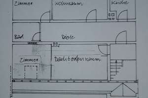 Wohnen mit Charakter: 3-Zimmer-Dachgeschosswohnung in Rüttenscheid – Kordulastraße 12, 45131 Rüttenscheid, Essen – Vorschaubild 4