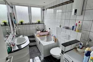 Bezaubernde 4-Zimmer-Whg in Huckingen – Die vollständige Adresse der Immobilie erhältst du vom Anbieter., 47259 Huckingen, Duisburg – Vorschaubild 9
