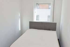 BEZUGSFREI ! Kernsanierte  möblierte 2 Zimmer-Wohnung 54m² mit Aufzug, EBK im Herzen von Nürnberg – Die vollständige Adresse der Immobilie erhältst du vom Anbieter., 90402 Altstadt, St. Lorenz, Nürnberg – Vorschaubild 8