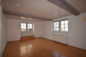 Historisches  MFH mit u.a. stilvoller 6 Zi.-Maisonettewohnung sowie großräumige Gewerbenutzung – Die vollständige Adresse der Immobilie erhältst du vom Anbieter., 60388 Bergen-Enkheim, Frankfurt am Main – Vorschaubild 13