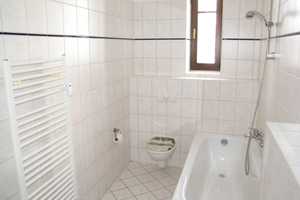 Frisch renoviert & nagelneue EBK; Balkon; 2 Raumwohnung in ruhiger Lage!!! – Pleißbachstr. 3, 9113 Chemnitz – Vorschaubild 10
