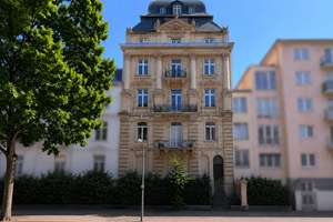 Loft über den Dächern von Frankfurt - gestalten Sie Ihr Zuhause in einer repräsentativen Stadtvilla!